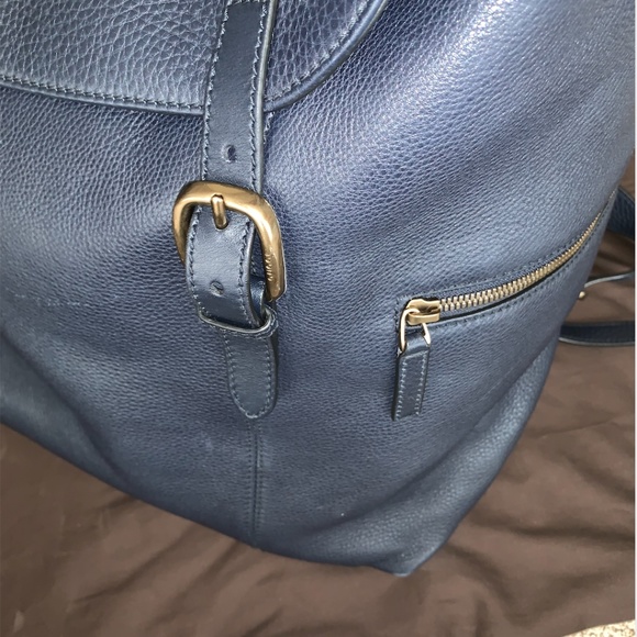 LIMITED EDITION GUCCI LEATHER BACKPACK - NAVY - Picture 5 of 8